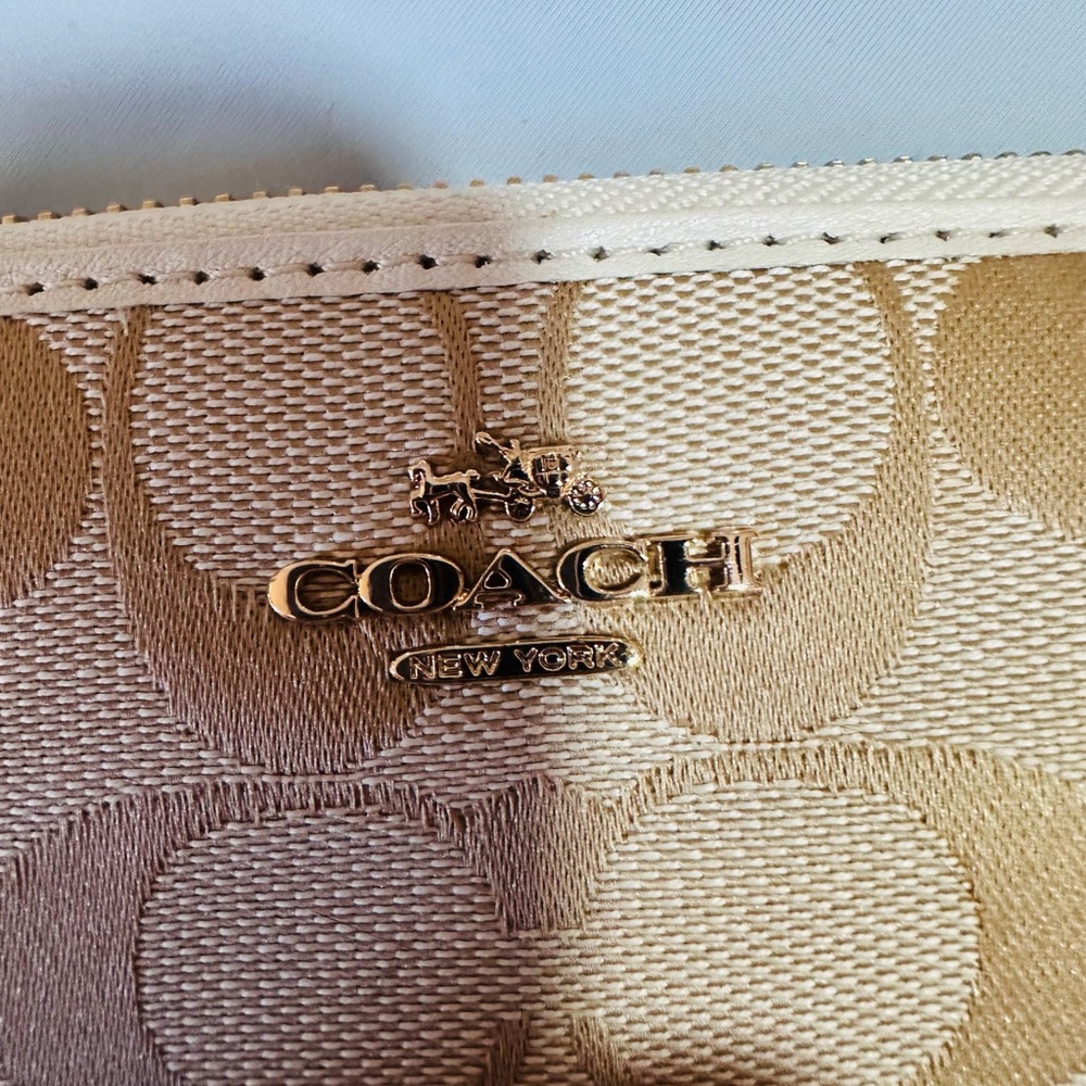 Coach Beige Signature Zip Wallet - Picture 5 of 5